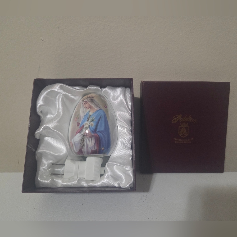 Adeline Porcelana Nightlight